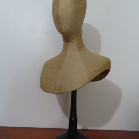 Mannequin Display Head for Jewellery - Picture 9 of 13